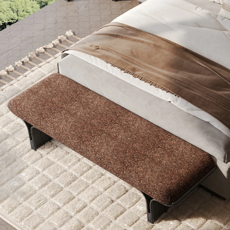 مقعد بجانب السرير لغرفة النوم الرئيسية على طراز المال القديم الإيطالي الفاخر، مقعد تغيير الأحذية في غرفة النوم #4