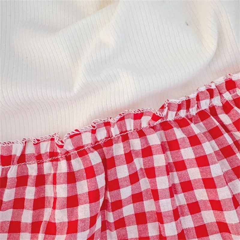 2026 جديد الكورية طفل فتاة فستان دمية طوق الفراولة التطريز خمر مدقق فستان الخريف الاطفال ملابس كاجوال للحفلات