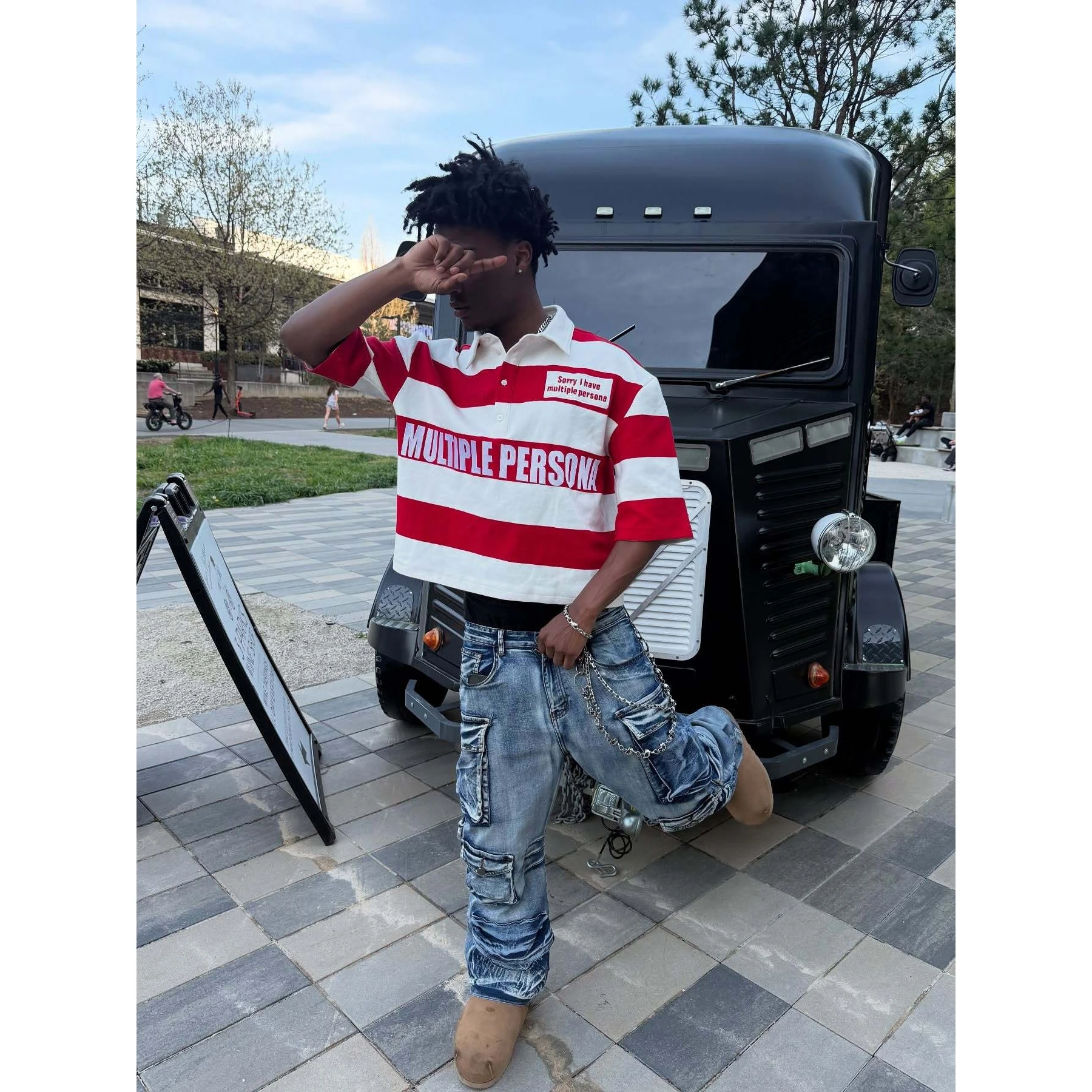 

Красно-белый свободный крой, универсальный ort Sve irt 2022, весенний сезон, полосатый узор, обычная длина све