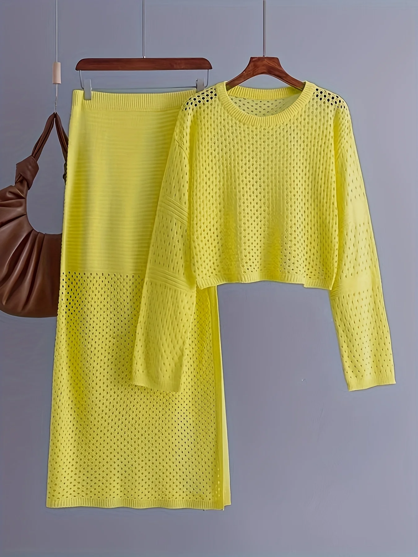 Ensemble deux pièces pour femmes grandes tailles, haut en tricot à manches longues et col rond uni, jupe, parfait pour le printemps et l'été