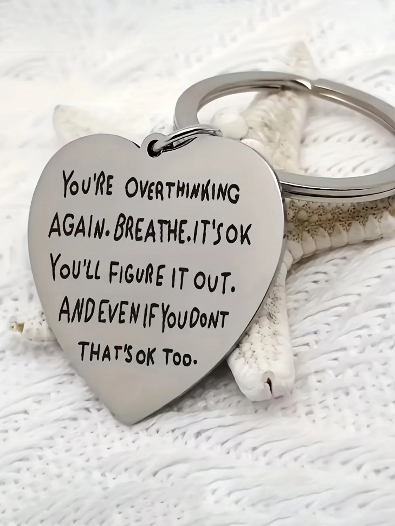 

"Love" Engraved Keychain with Inspirational Quotes, Mental Health Awareness Support, Ideal Gift for Family & Friends on Birthday