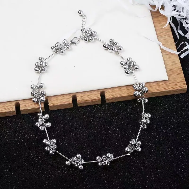 2024 New Grape Beaded Necklace Women's Accessories Premium Handmade Clavicle Chain Stacked Wearing Millennium Spice Girl Necklac view 4