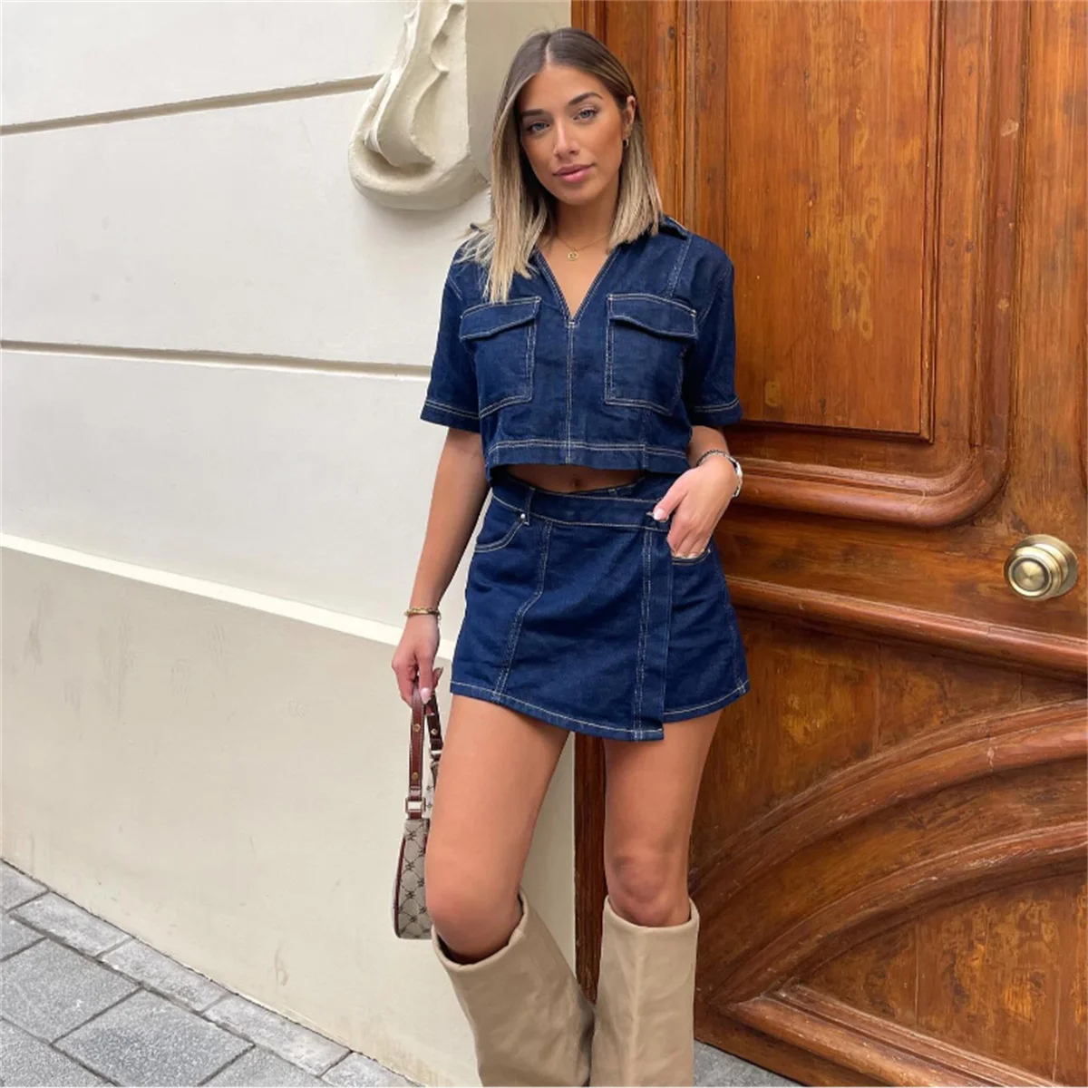 2024 Women\'s Fashion Flip Pocket Decoration Short Flip Collar Slim fit denim Top + Asymmetric Denim Skirt High Waist 2 Piece Set