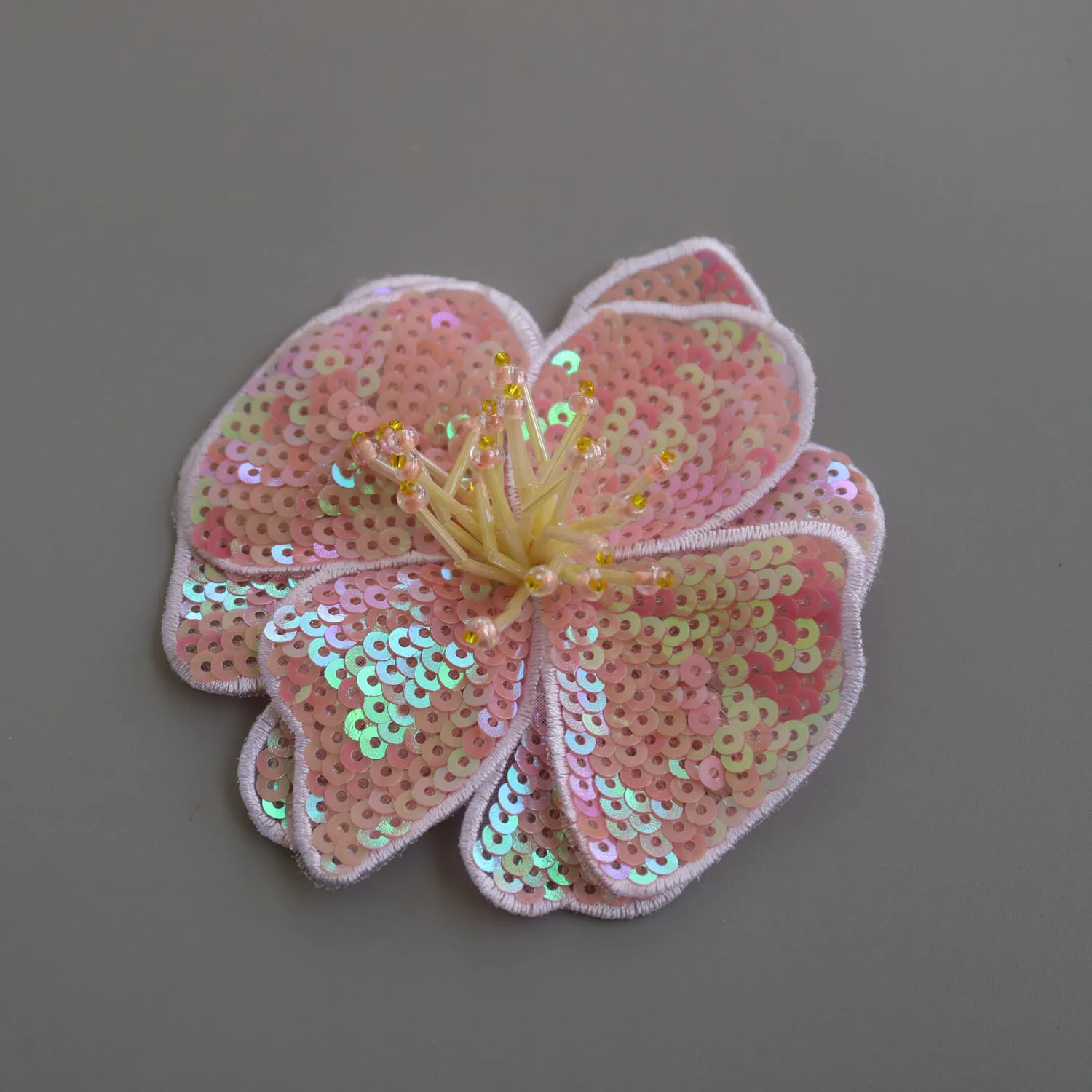 Sewing Sequinned flower patches for clothes DIY sew on parch appliques Embroidery applique patch ropa clothing accessory