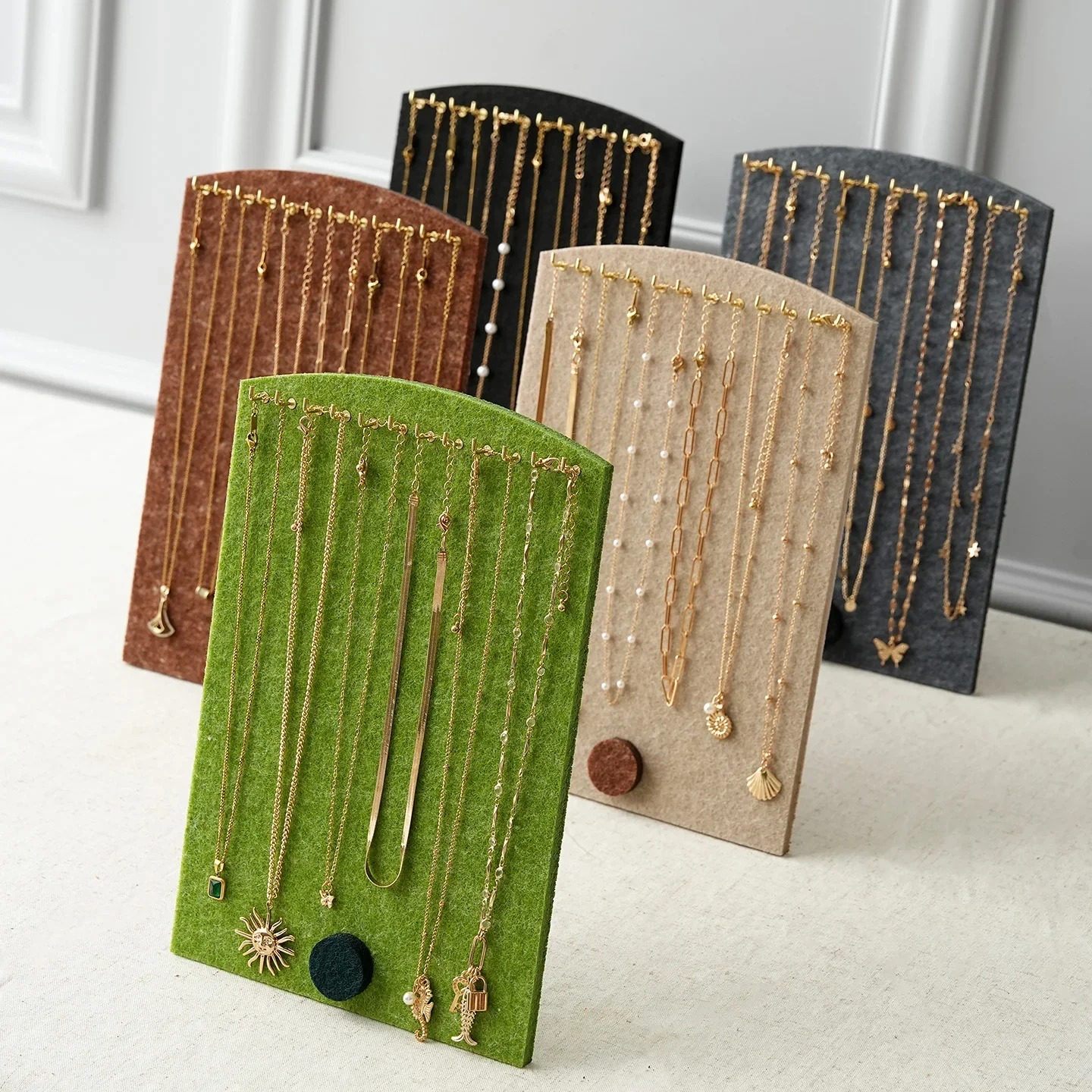 Felt Jewelry Organizer Hanger Board Jewelry Display Stand Multi-Color Wall-Mounted Necklaces Earrings Storage Display Home Decor