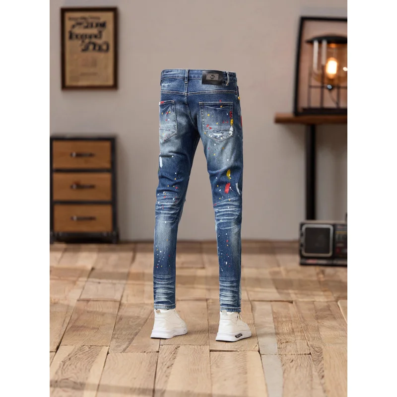 Jean bleu rétro imprimé peinture à l'encre pour hommes, trou déchiré, nouveau pantalon américain slim fit à petites jambes, 2025