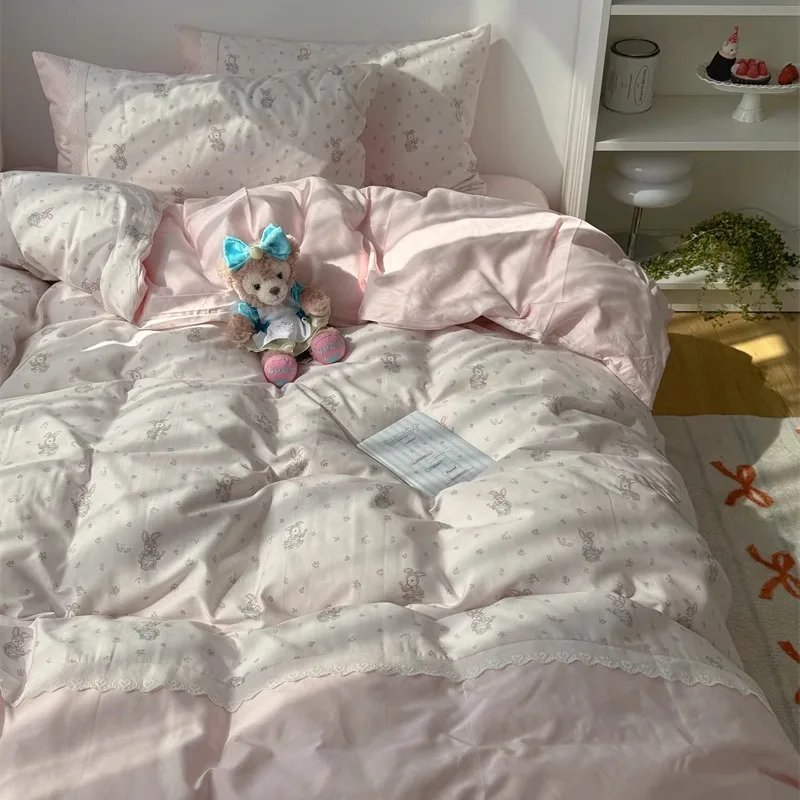 

Комплект постельного белья из 4 предметов: пододеяльник, простыня, наволочки, аксессуары для кровати, из чистого хлопка, с цветочным и мультяшным принтом, милый дизайн для девочек