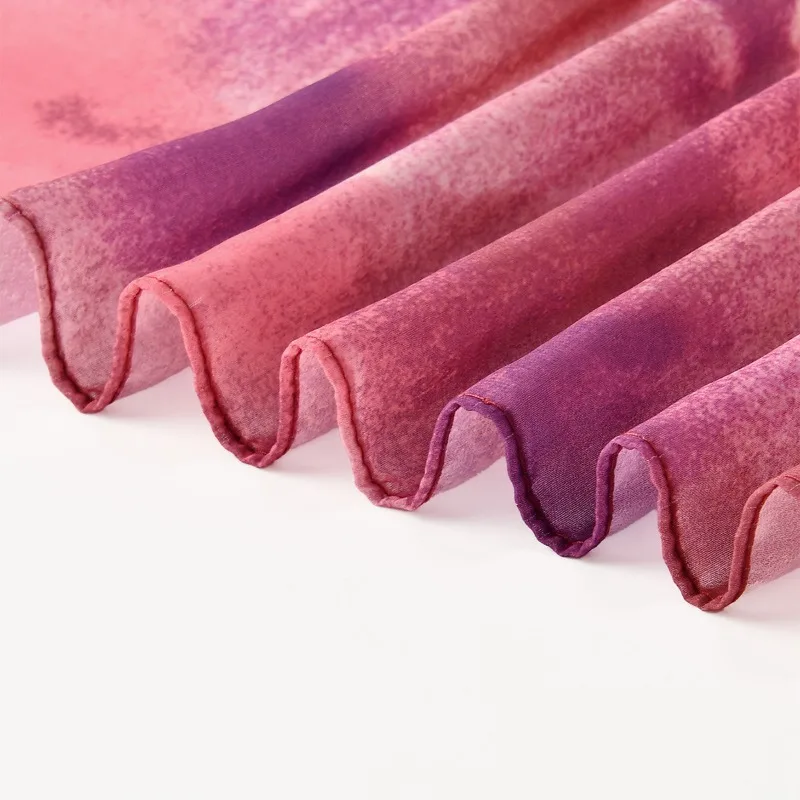 منشفة طويلة مطبوعة من الشيفون الملطخ في الشرق الأوسط للسيدات الملايو متعددة الاستخدامات وشاح رأس عرقي مريح