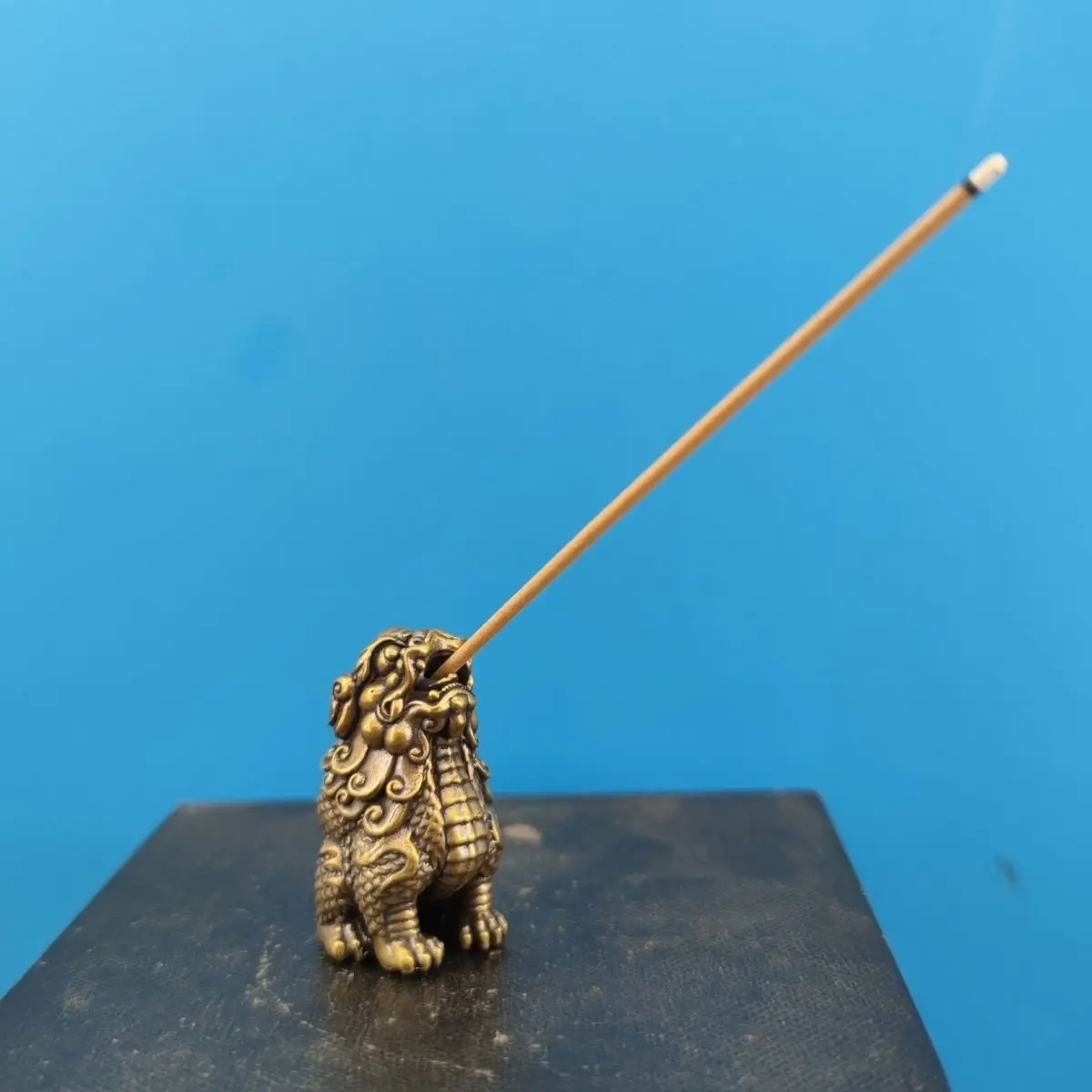 

Mini Brass Pixiu Incense Burner - Lucky Wealth Chinese Mythical Creature Statue Desktop Ornament Decor for Home Creative Gift