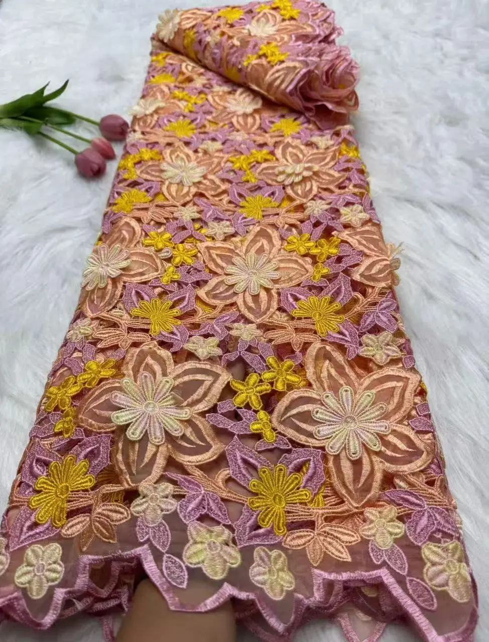 ผ้าลูกไม้ละลายน้ำคุณภาพสูงจากแอฟริกา ผ้ากิปัวร์หรูหราแบบไนจีเรีย สำหรับตัดเย็บชุดเดรสงานเลี้ยงสำหรับผู้หญิง