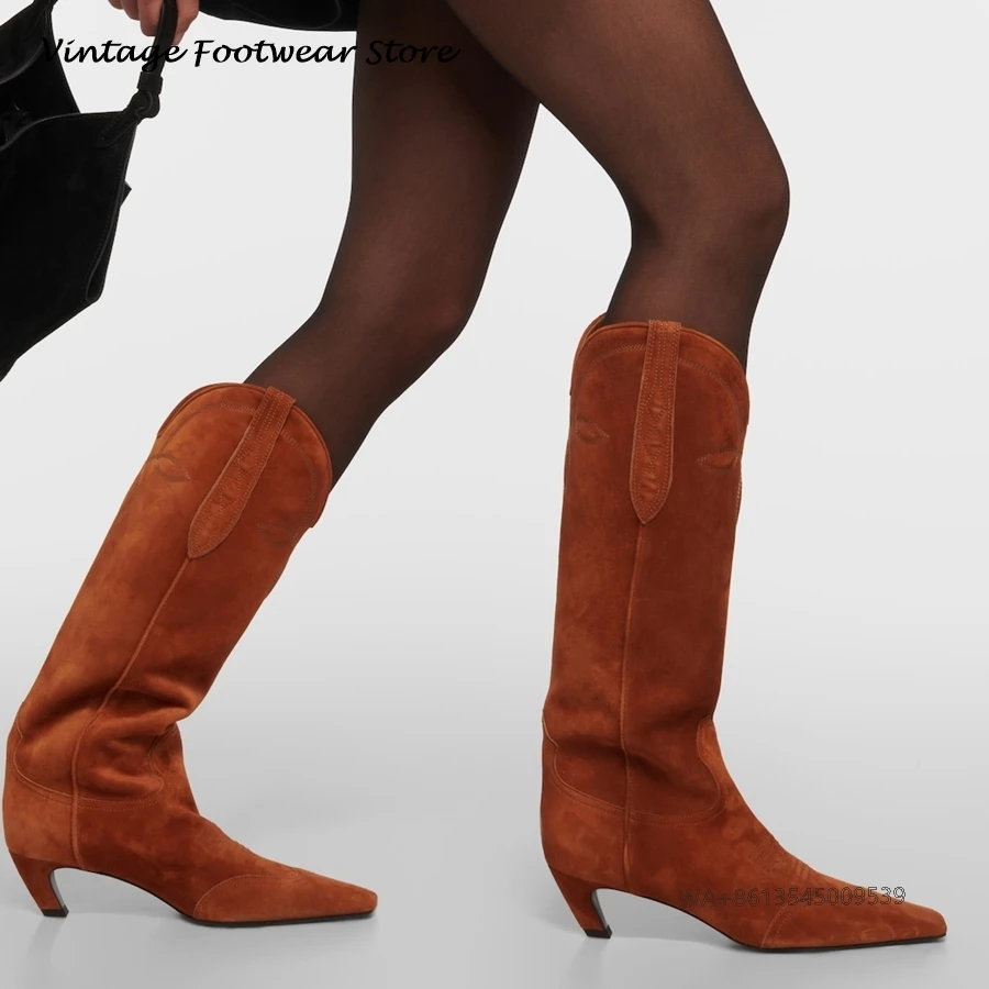 Botas hasta la rodilla con punta cuadrada y bordado Vintage para mujer, botas vaqueras de ante con tacón de gatito, botas altas modernas para primavera y otoño