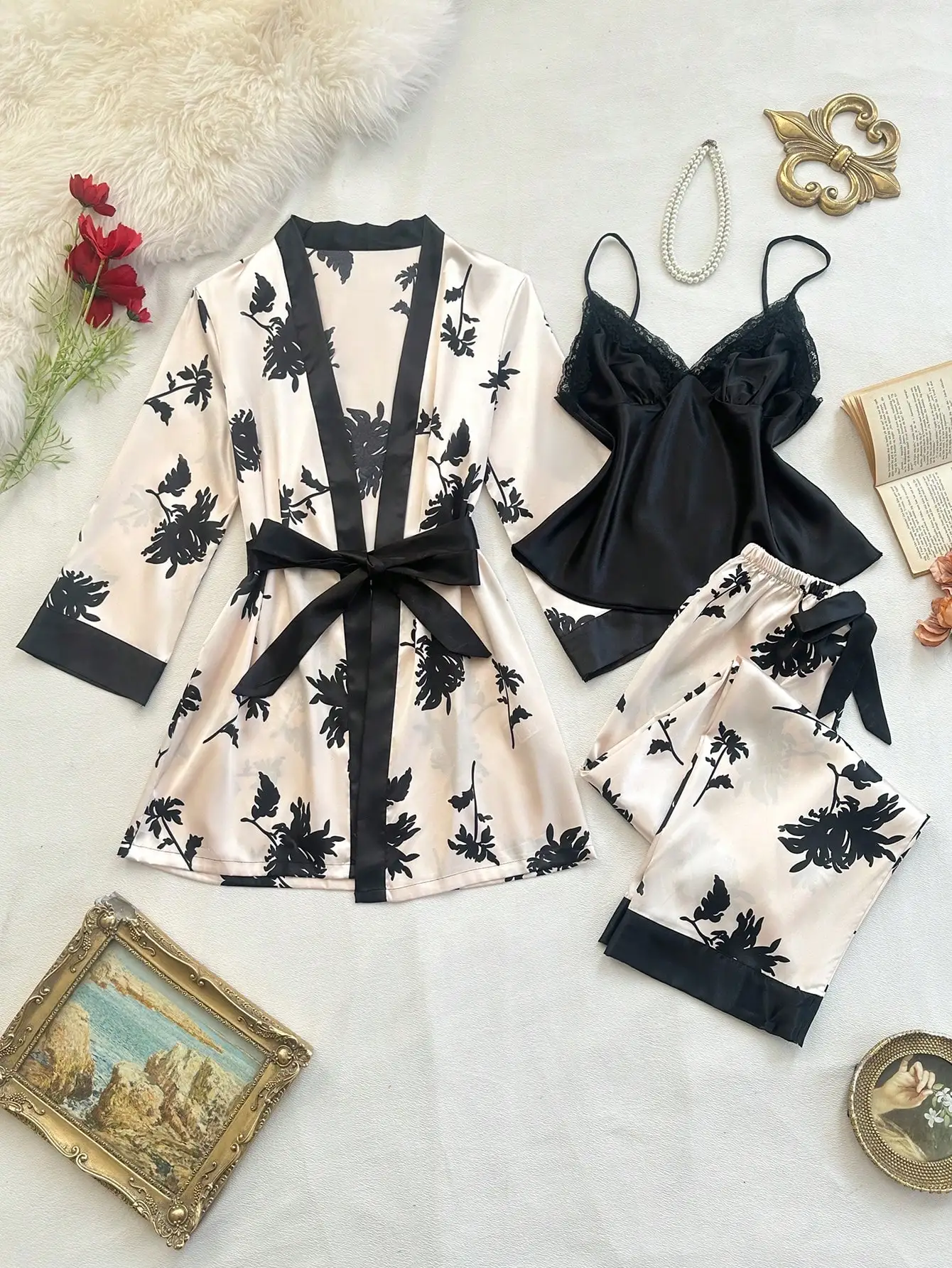 

Элегантный комплект пижамы из искусственного шелка с цветочным принтом, 3 предмета, для женщин
