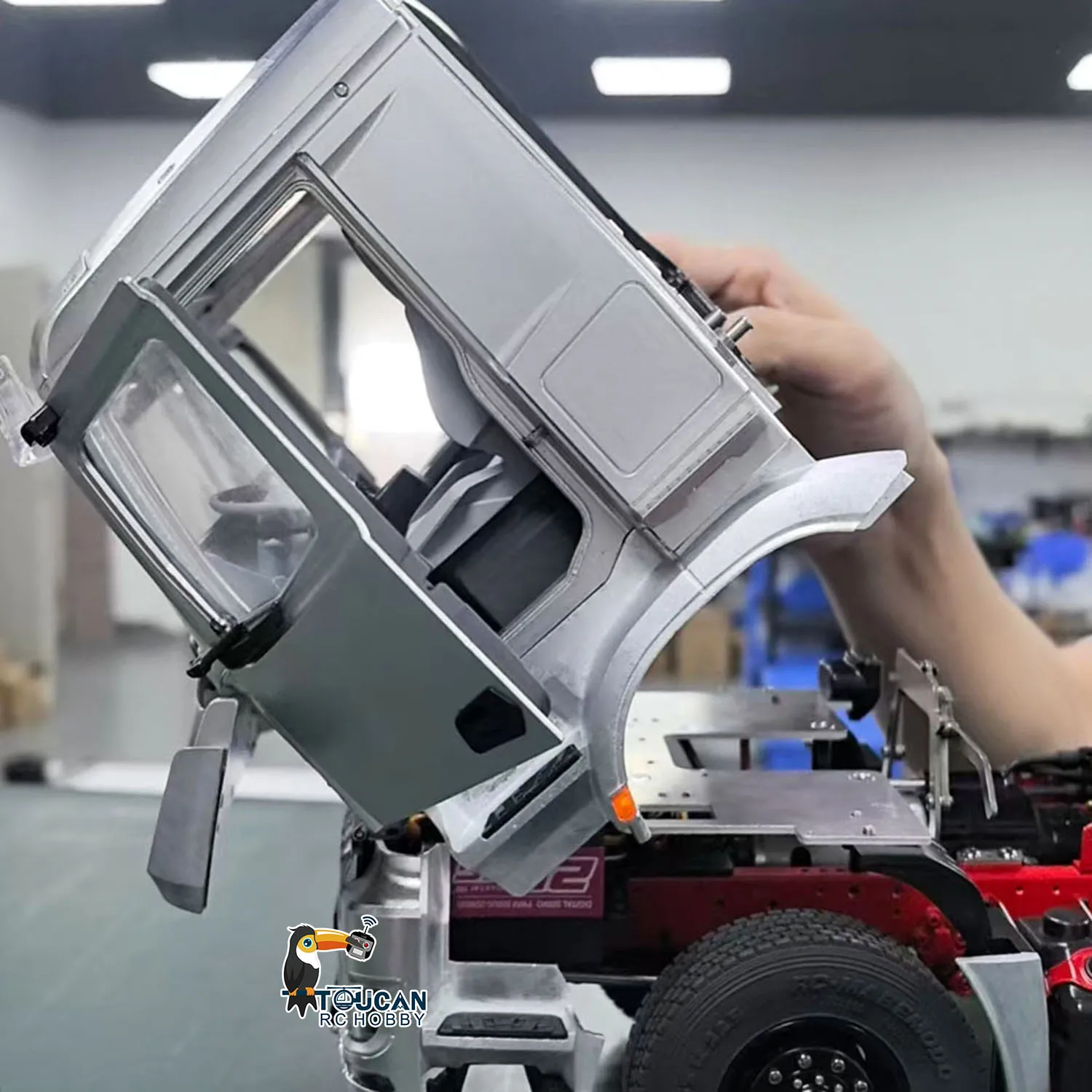 

Часть модели, цельнометаллические комплекты корпуса кабины, открывающиеся двери для 1/14 RC Tamiya Tractor Truck 3348 3363 1851, самосвал с дистанционным управлением