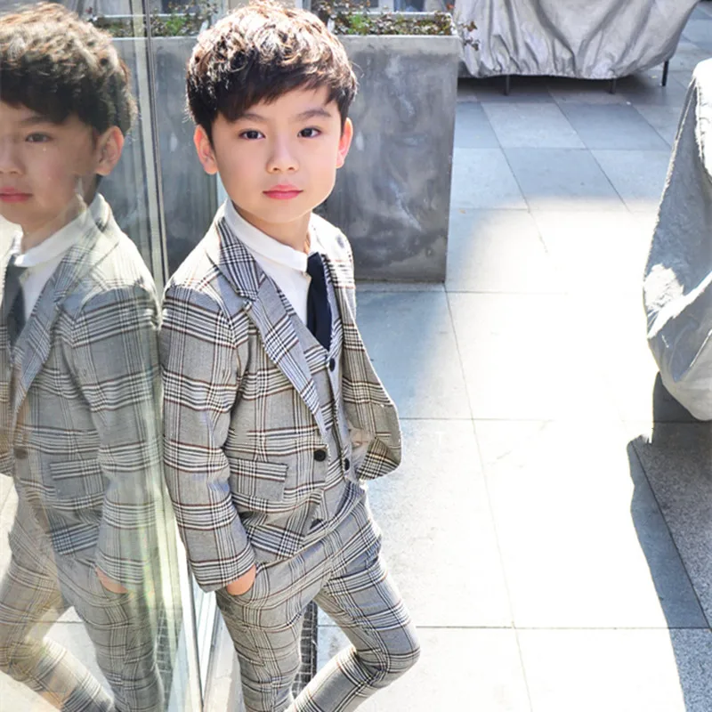 Boys Plaid Suit Jacket Kids Formal Tuxedo Dress 3 Pcs Clothes Sets Child Wedding Party Ring Bearer Blazer Pant Costumes Outfits