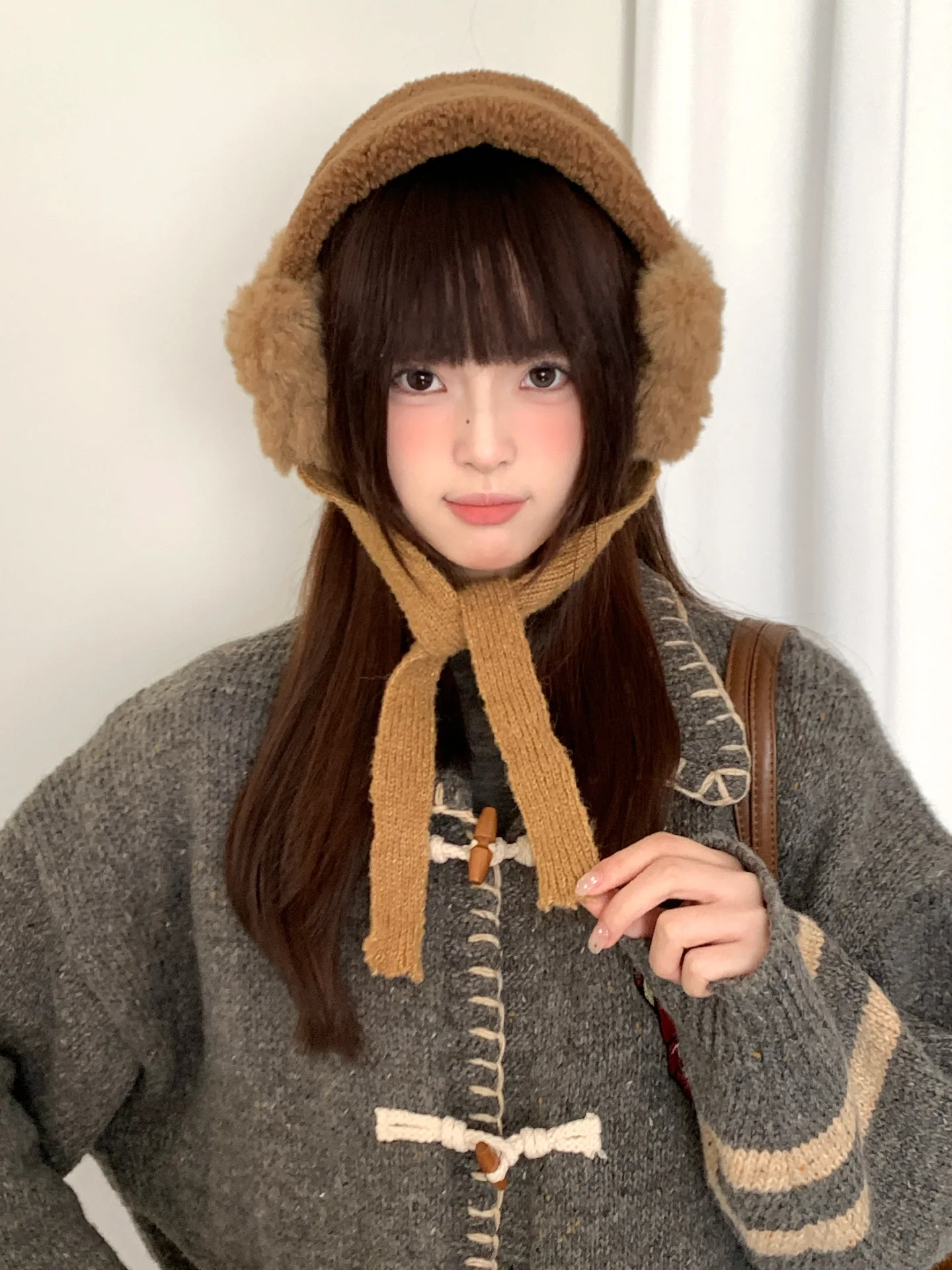 겨울 야외 사이클링 귀마개에서 바람과 추위를 방지하기 위해 여성을 위한 귀여운 봉제 작은 곰 갈색 귀마개