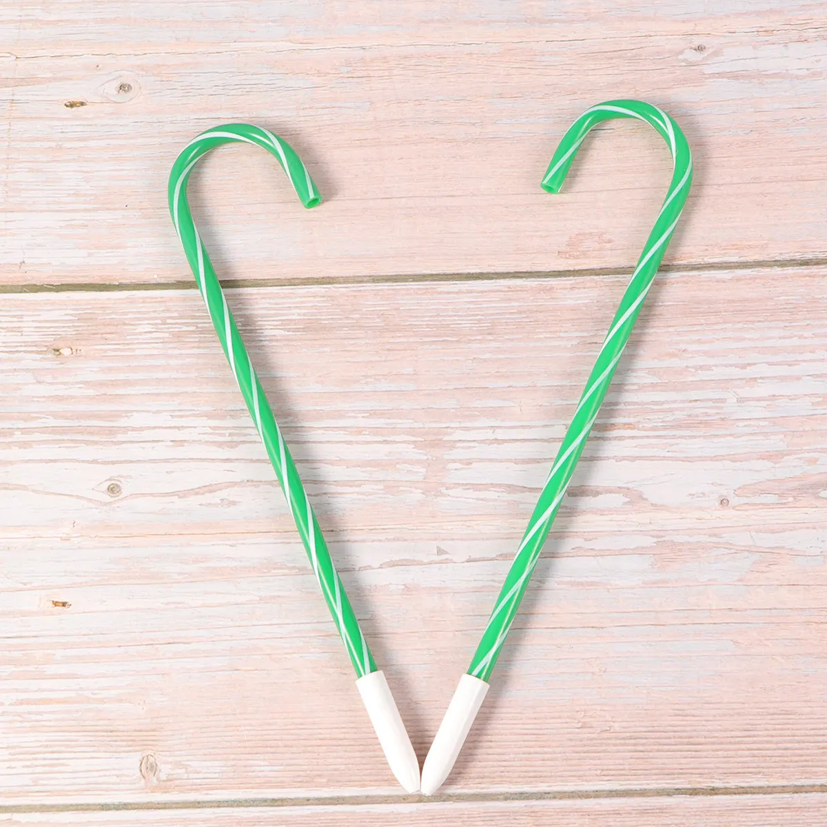 

18Pcs Christmas Ballpoint Pen Fashion Plastic Smooth Writing Pen Festive Decoration School Office Supplies Christmas Stationery