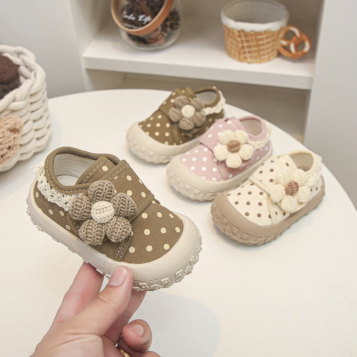 Fashion Girls' Shoes 2026 Autumn New Kids Bow Casual Shoes Comfort Anti Slip Girls Flat Shoe Simple Versatile Baby First Walkers