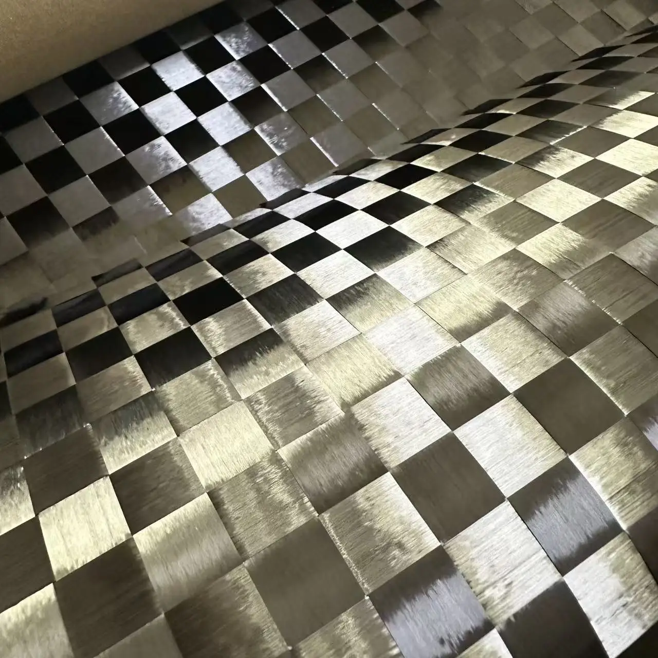 

12K 100gsm 16mm*16mm Stretch Carbon Fiber Doek Real Carbon Fiber Stof 40 Inch 1m Width 1m Length Roll Not to Be Cut