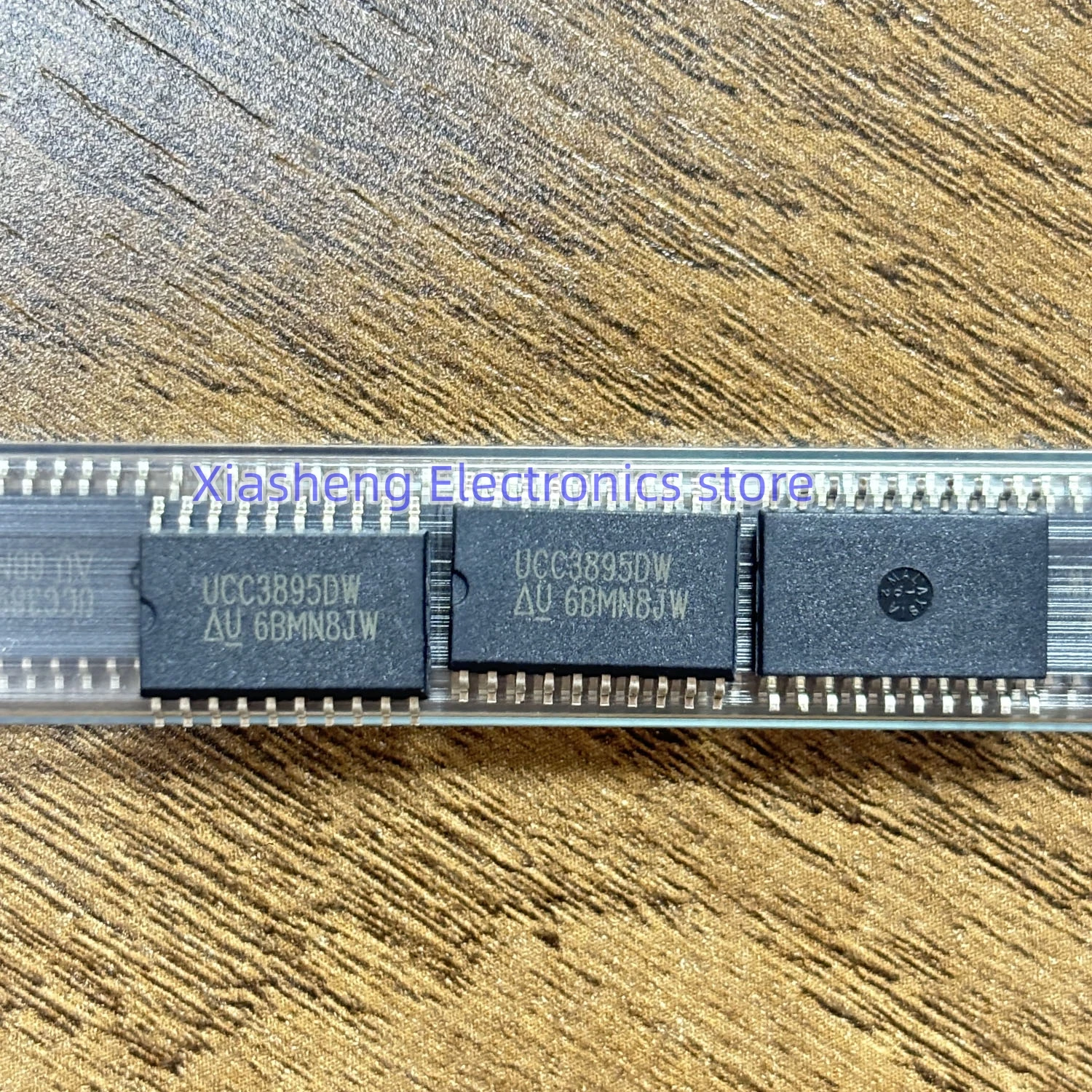 New Original 10Pcs UCC3895DW SOP-20 Voltage Regulator Switch Controller In Stock Integrated Circuit Good Quality