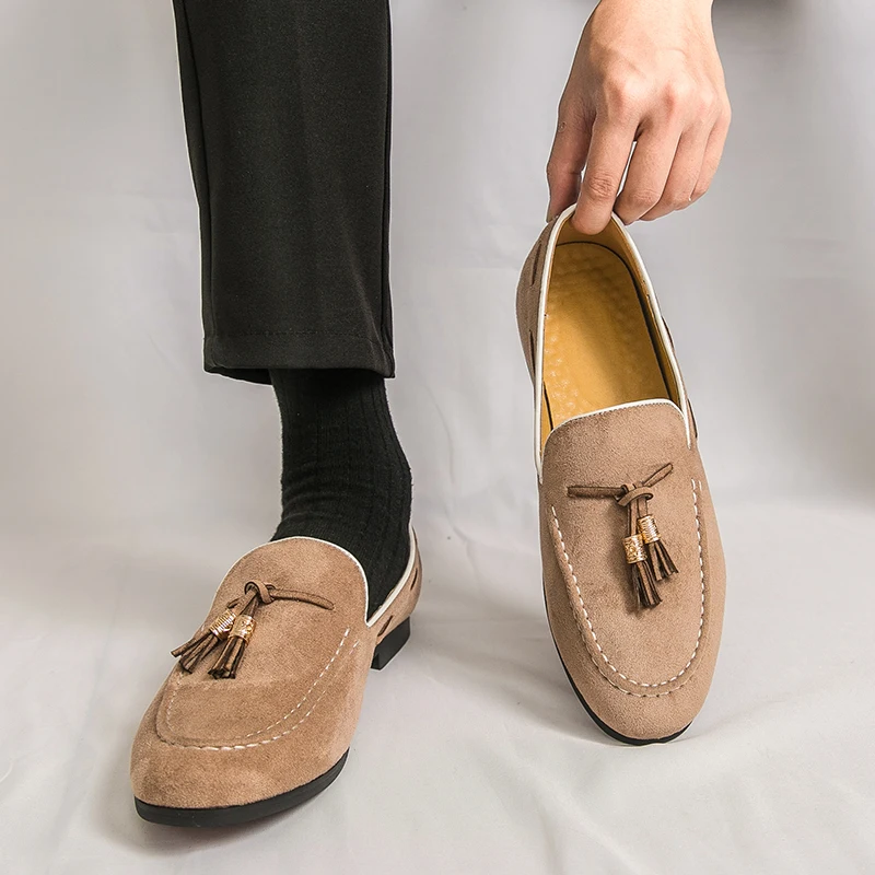 

Мужские кожаные туфли-лоферы 2026 года: новая весенняя коллекция, остроносые, из антиворсовой кожи, удобные, для банкетов, бизнеса и повседневной носки