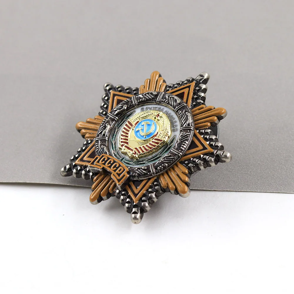 1PC CCCP Metal Enamel Badge Historical Collection Commemorative Brooch