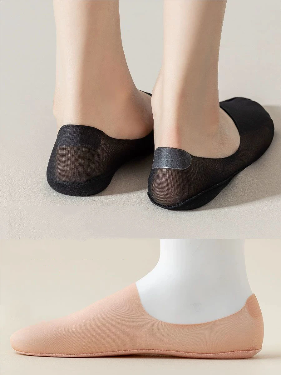 شباشب جورب نسائية صيفية كاجوال بلون سادة من السيليكون غير قابلة للانزلاق جوارب قارب رفيعة للغاية قابلة للتنفس