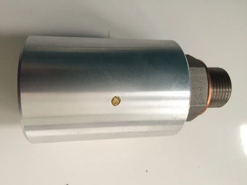 

1205-000-001 Rotary Joint