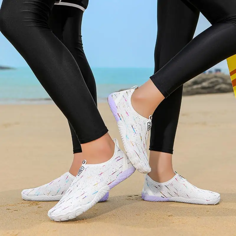 アクアシューズ通気性速乾ノンスリップウォーターシューズ女性用ビーチウェーディングシューズ釣りジムシューズ