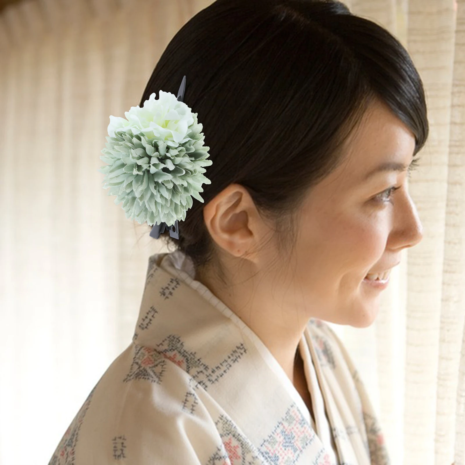 

Exquisite Chrysanthemum Clip Elegant Floral Accessories For Women Bohemian Wedding Beach Traditional Japanese Outfit Flower