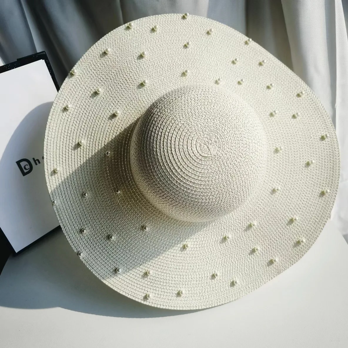 Handgefertigter Perlen-Strohhut für Damen, Sommerhut mit breiter Krempe, Jazz-Kappe, Urlaubshut, Sonnenschutz, Strandhut