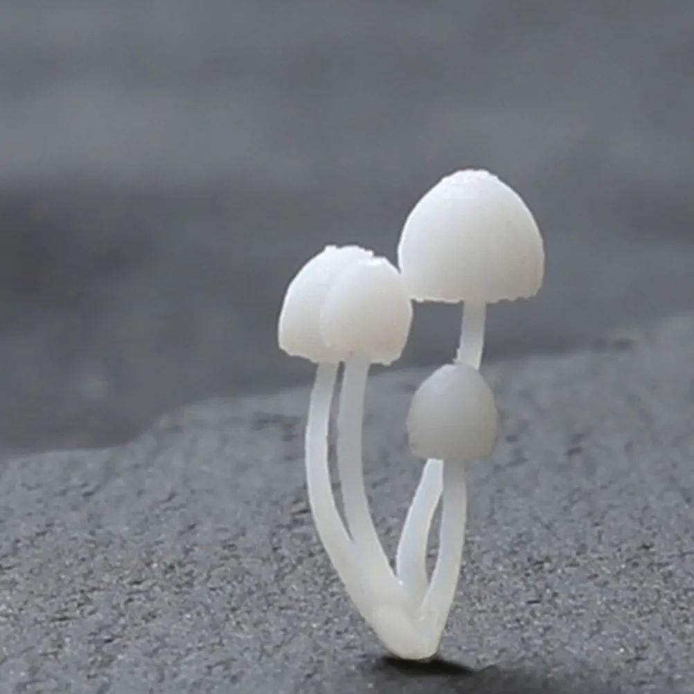 12Pcs Micro Landscape Resin Tiny Mushrooms Small Detailed Realistic Resin Filler Accessories for DIY Crafts Home Decor