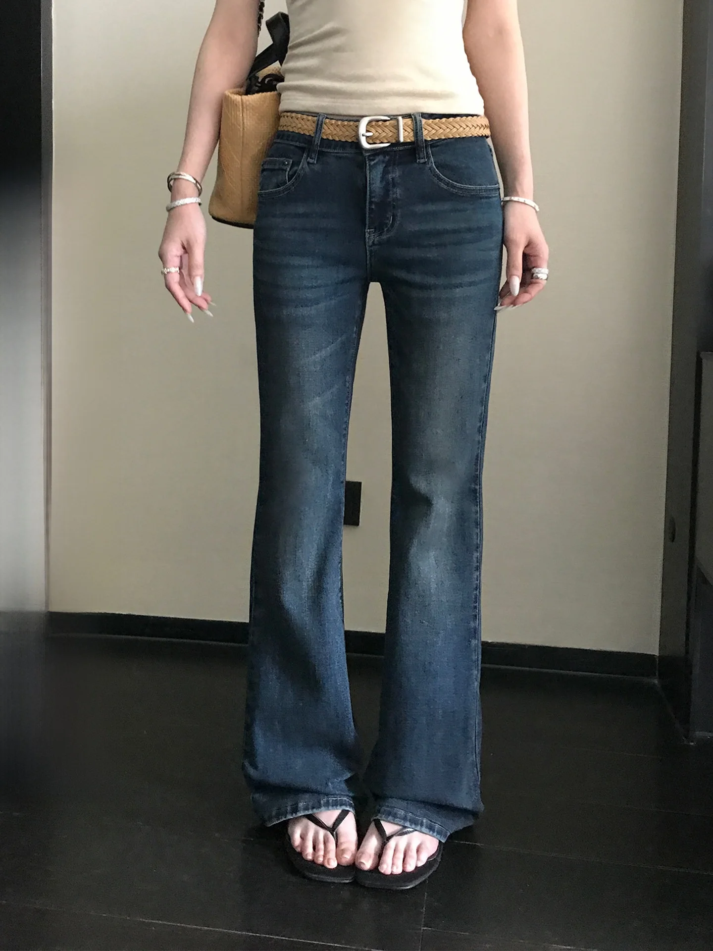 

Skk Store Slim Fit Washed Lyocell Cotton Deep Blue Beautiful Vintage Straight Leg Jeans Women's Summer Casual mid Stretch