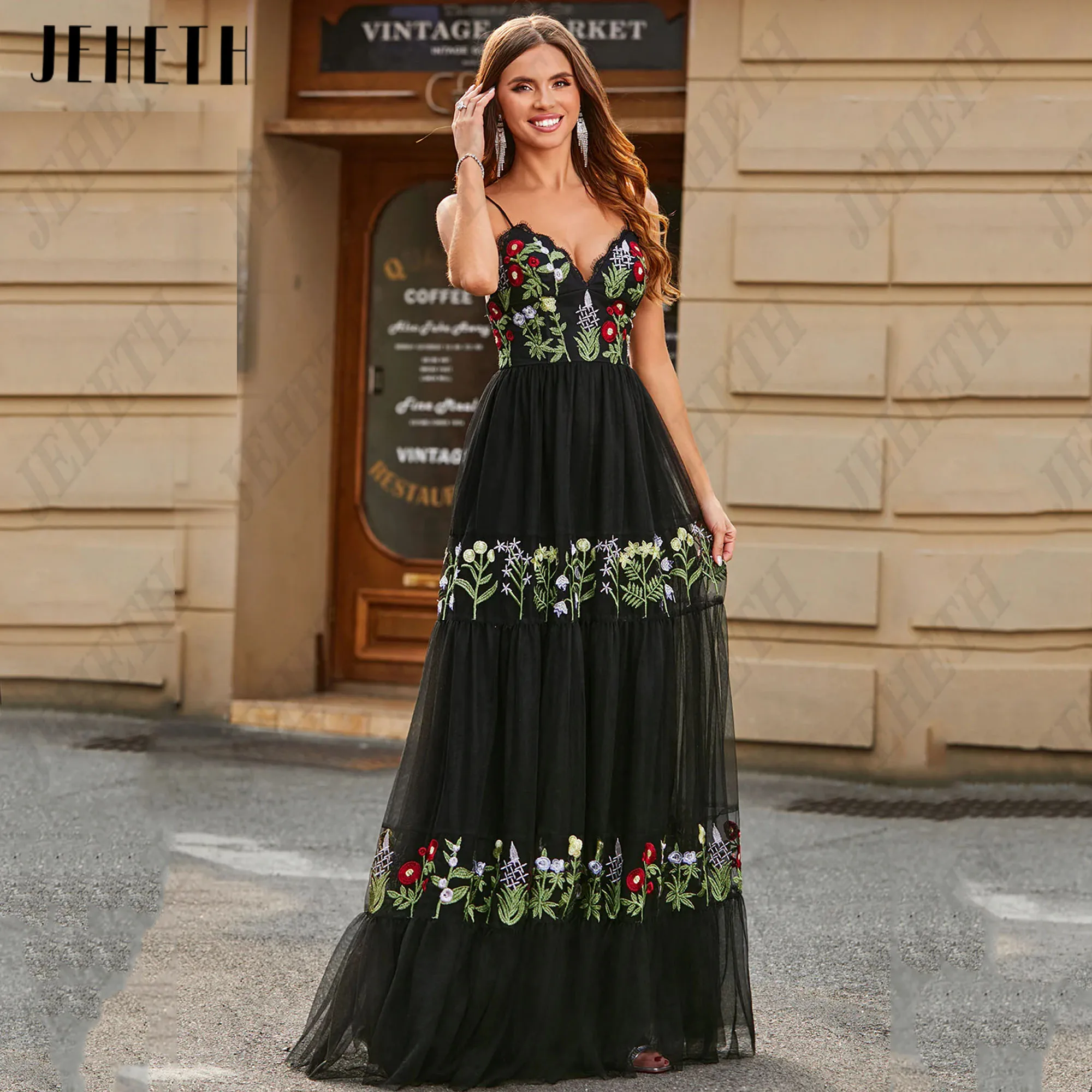 

JEHETH Black Floral Pastrol Prom Dress 2025 Corset Back Spaghetti Straps Party Gowns فساتين للمناسبات الخاصة A-Line Customized