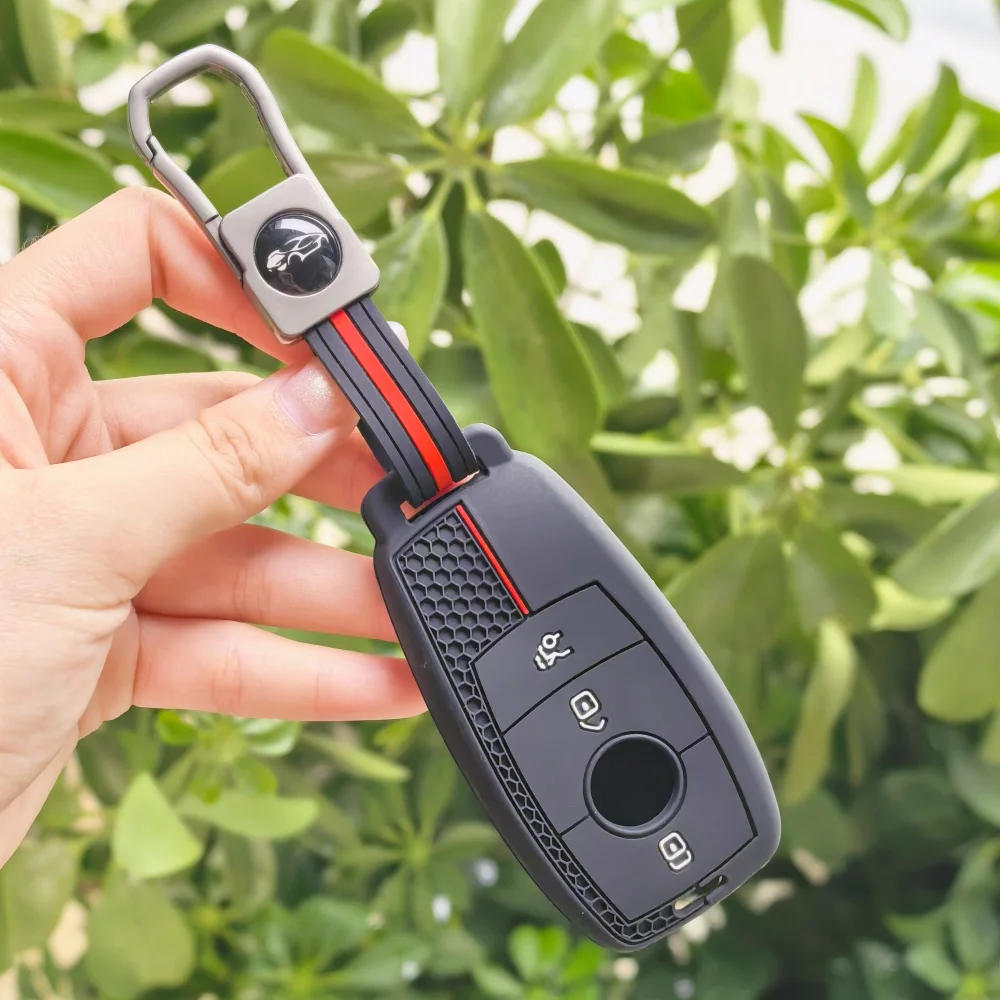 Soft Silicone Car Key Holder Shell For Mercedes Benz GLC CLA AMG C180 C200 E300 Class A B W213 A220L A200 S450L Keychain Holder
