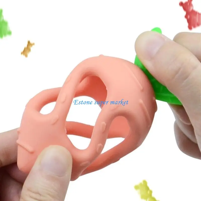 

090B Breast Feeding Weaning Toy for Infants 3-6 Months Baby Carrot Teething BPA Infant Supplies