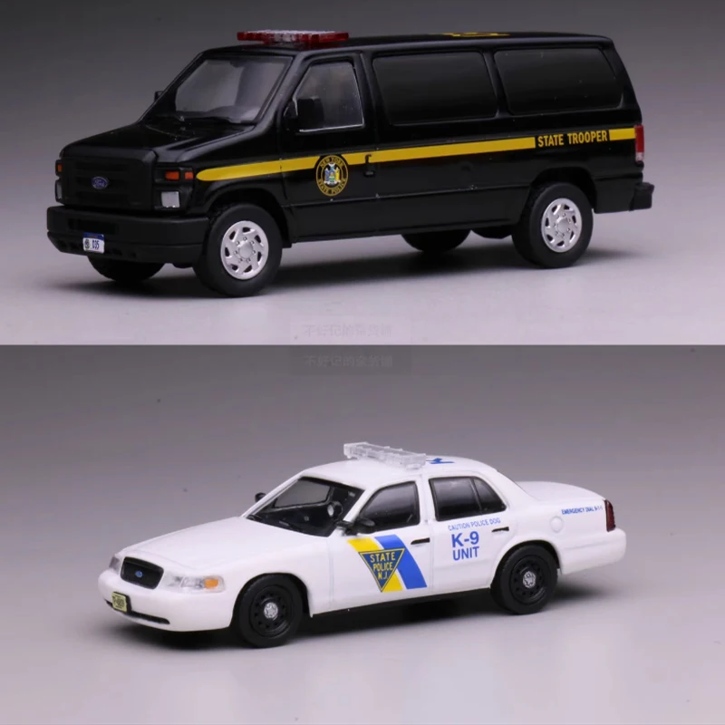 

Литой под давлением оригинальный масштаб 1:64 CV E350, модель из сплава, имитация украшения, хобби, сувениры, коллекция подарков, статический дисплей