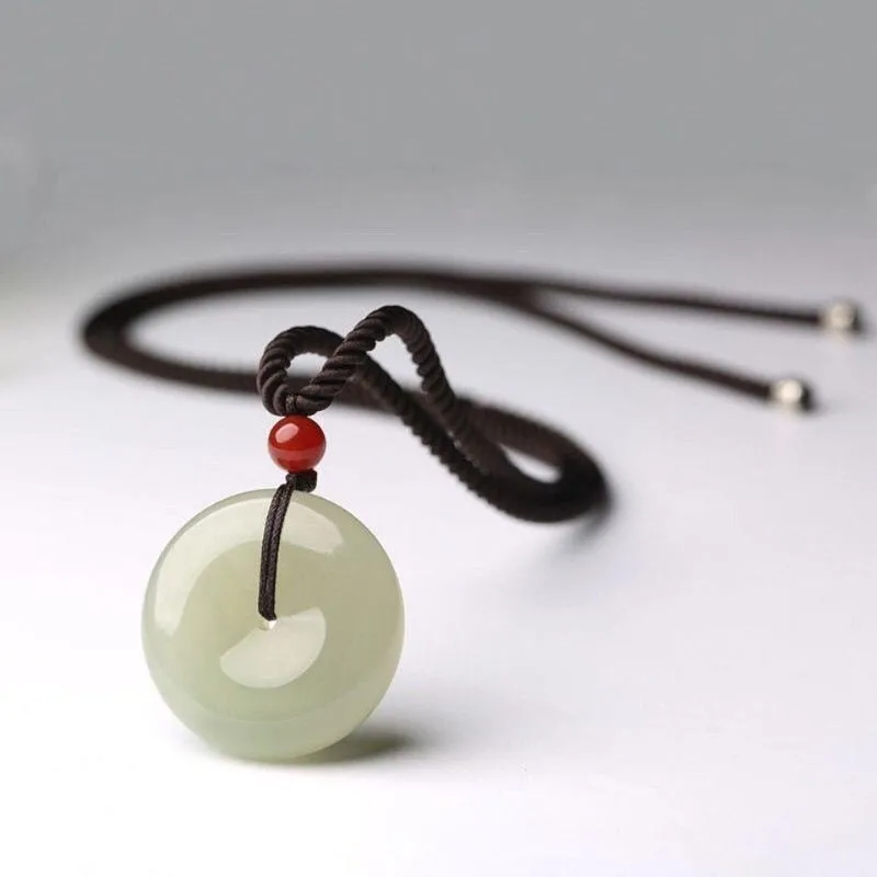 

Natural Sapphire Pendant Unisex Item Pendant Jade Pendant, Classic Simple Fashion Style