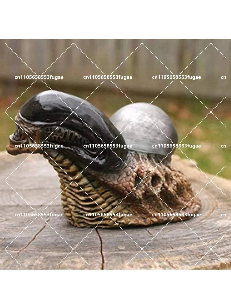 Alien Snail Statue Figure - Resin Model Doll, Unique Birthday Gift, Novel Home Decor, Collector's Item