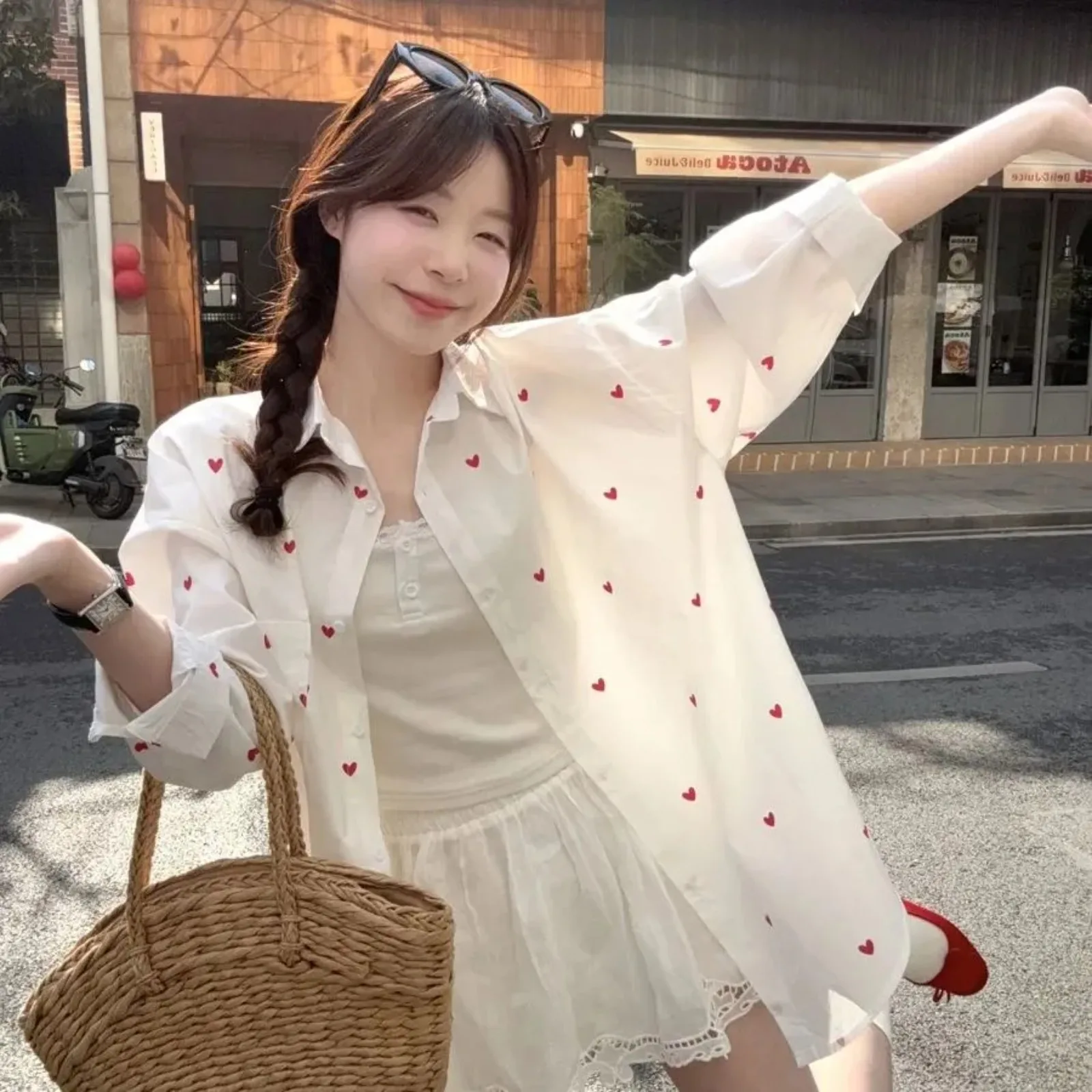 

Women's Spring Summer Heart Print White Shirts Korean Lady Loose Casual Joker Long Sleeve Polo Blouse 2026 New Tops Female