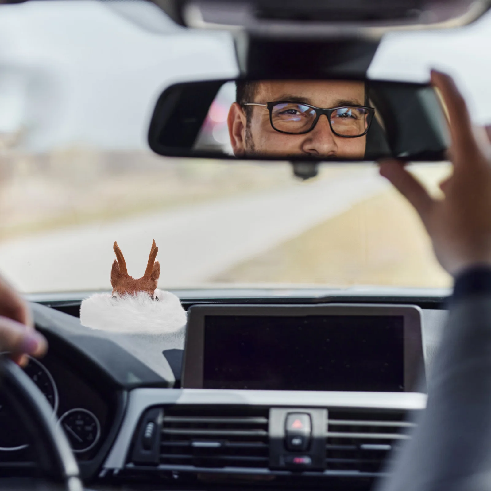 

Unique Mini Roe Deer Antler Hat Ethnic Style Car Interior Decorative Headwear for Festivals Cosplay Party Hats