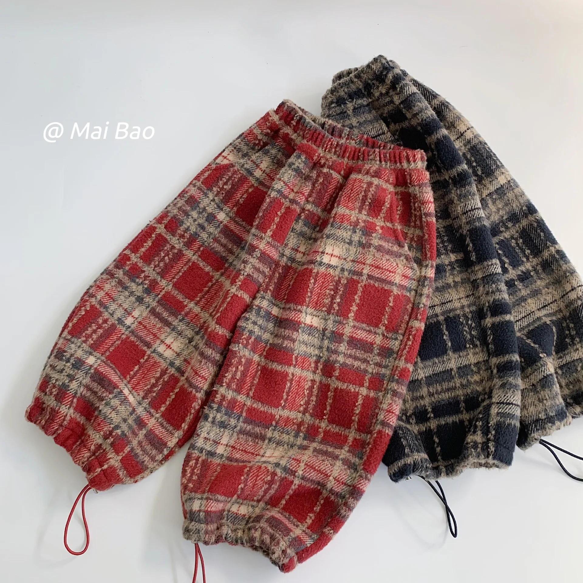 

Winter Clothing with Velvet Pants 2025 Winter New Korean Version for Boys and Girls, Loose Checkered Casual Pants