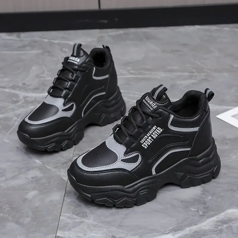 Women's Winter Thickened Sole Fleece Lined Casual Sporty Dad Shoes Trendy Flat Footwear Comfortable Slip-On Sneakers