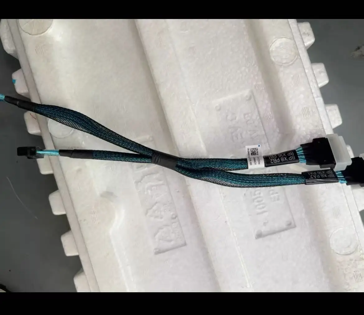 

0MNR2Y MNR2Y ДЛЯ кабеля DELL R760 2,5 NVMe*8