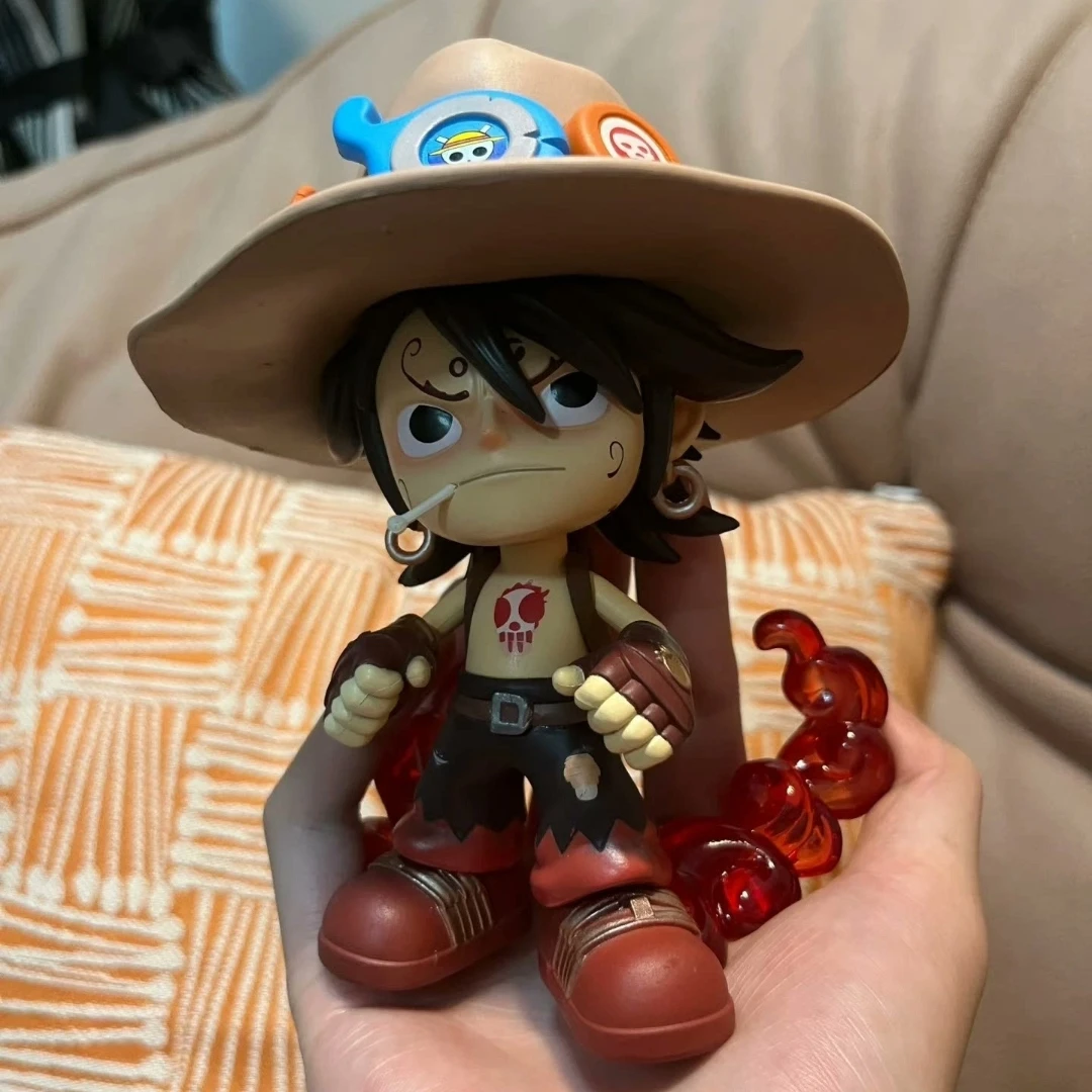 Ein stück gk q-version modell kindheit affe. d. luffy und cowboy kleidung portgas. d. ace trend ige anime statuen und modell verzierungen