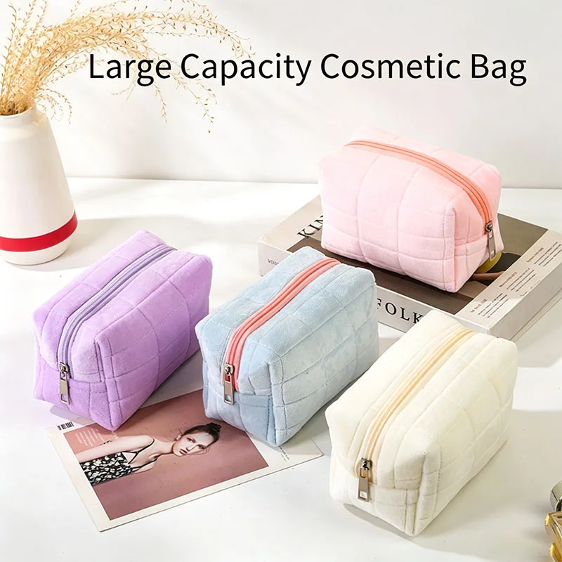 New Cute Plush Cosmetic Bag, Travel Skin Care Product Storage Bag, High-Looking Female Mobile Phone Large Capacity Storage Bag