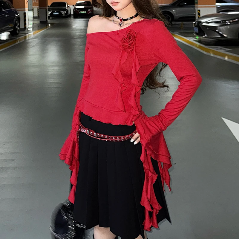 เสื้อยืดทรงปล่อยแขนยาวระบายแต่งระบาย แต่งดอกไม้ 3 มิติ ผ้าพลีทแบบไม่สม่ำเสมอ สไตล์ลำลองสำหรับผู้หญิง ใส่ได้ทุกวัน ไปเที่ยวคลับ หรือใส่เดินเล่น