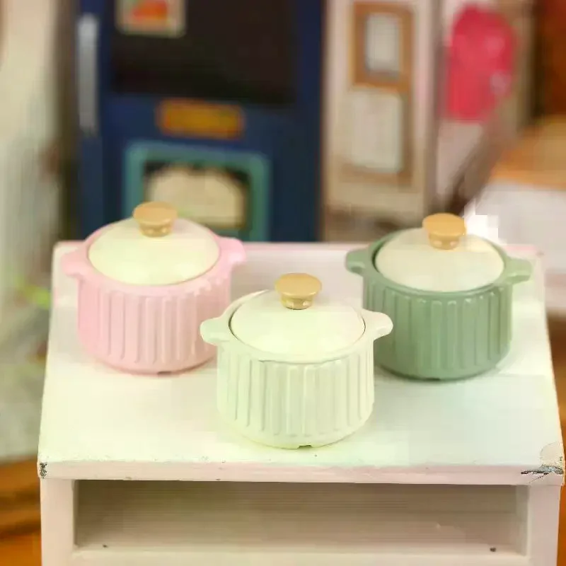 1/12 Cucina per casa delle bambole in miniatura Pentola per zuppa color burro Modello Casa delle bambole Utensili da cucina Decorazione Casa delle bambole Micro scena Ornamento