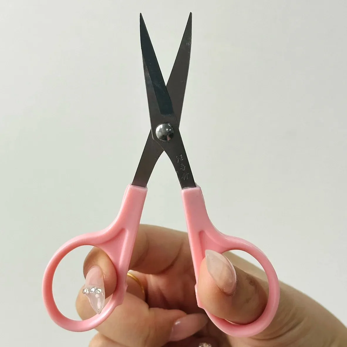 1/2 Stück Mini-Scheren mit scharfem Winkelkopf, Nähscheren, 11,7 cm, Garnschneider, Ellenbogenschere, Mini-Haushaltsscheren – Detail 2