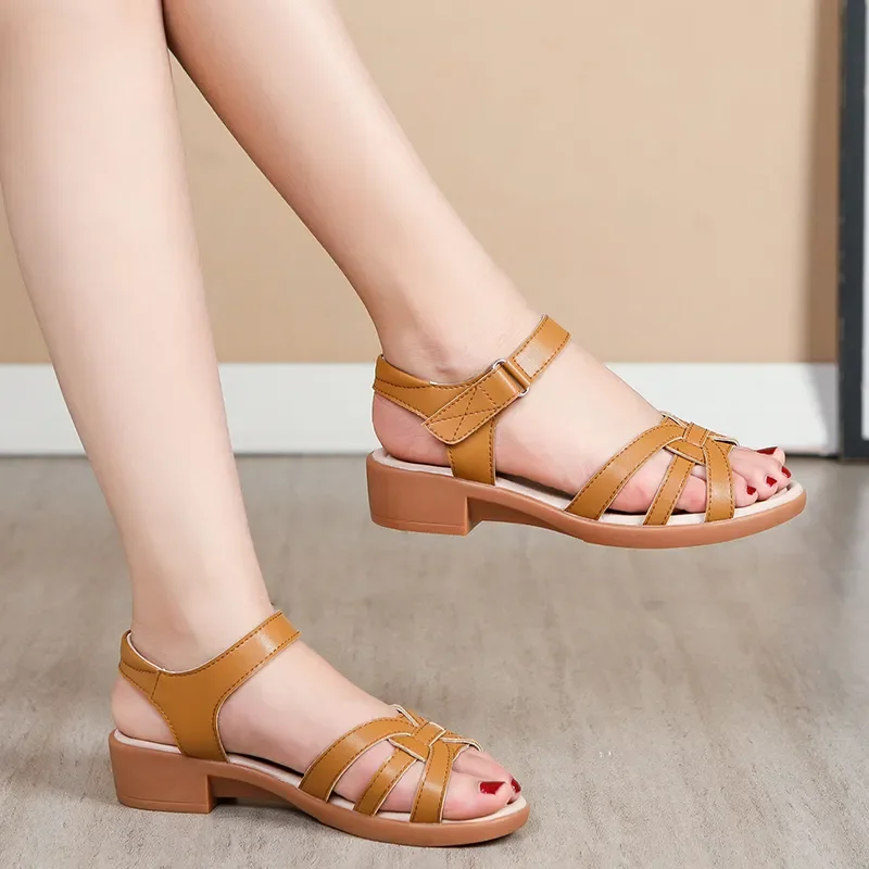 2024 New Chunky Heel Sandals women\'s Summer Shoes Midheel Non-slip Soft Soles Large Size Loose Leather Sandals