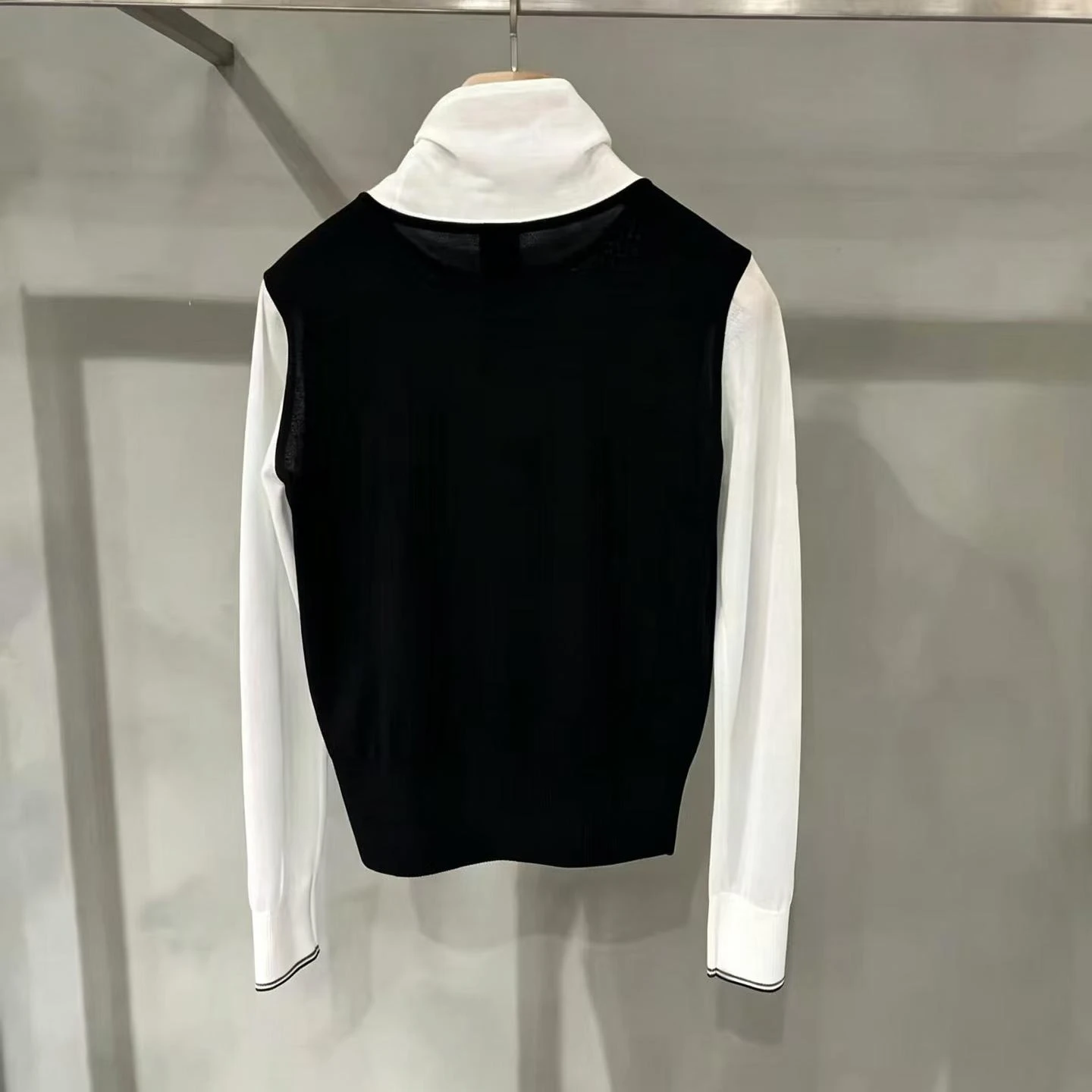 2026 Women's Golf Knit Top Korean Style Mock Neck Long Sleeve Faux Two Piece Casual Autumn Golf Sweater